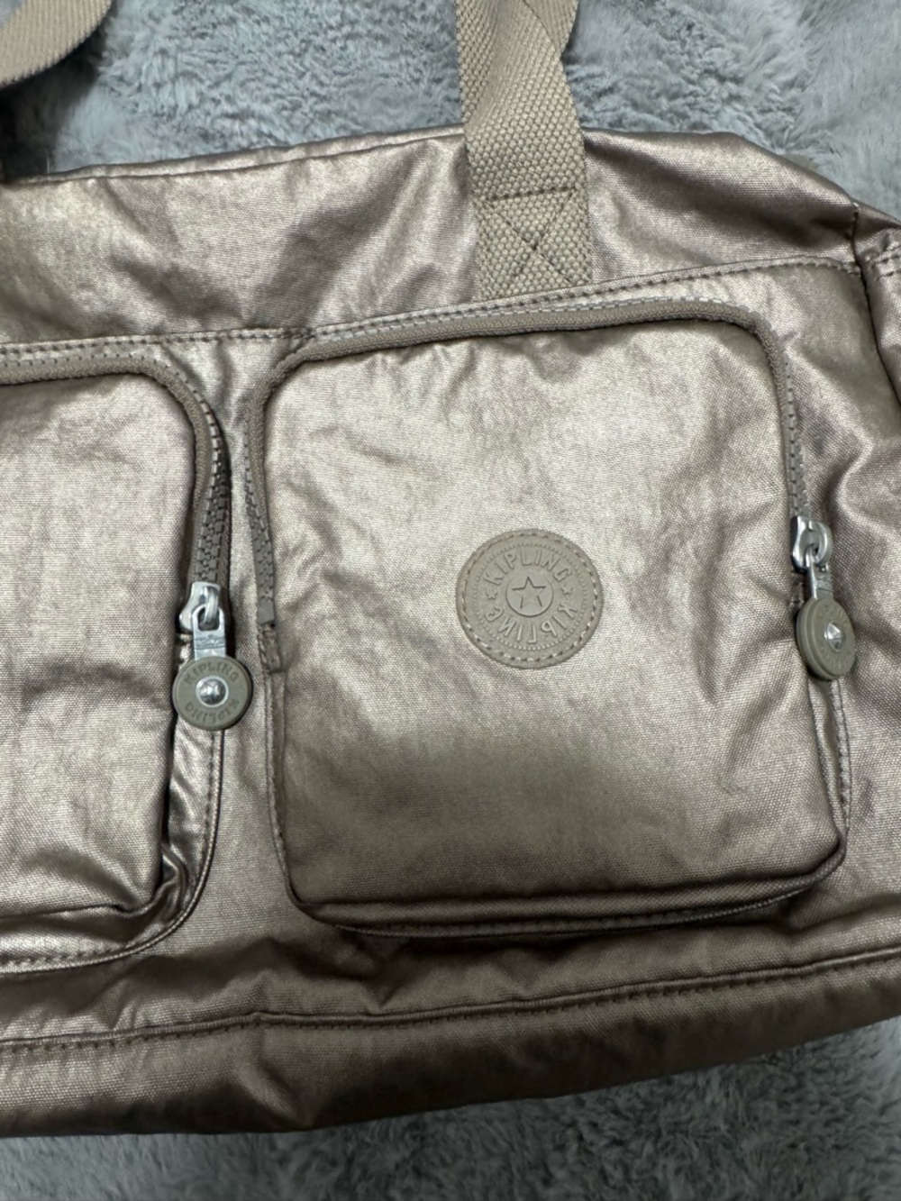 Kipling Cyrene shoulder bag metallic sparkly gold - Picture 2 of 7